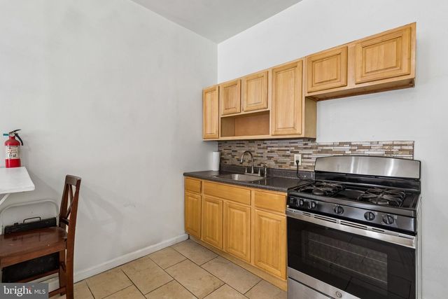 848 HADDON AVE, Camden, NJ 08103