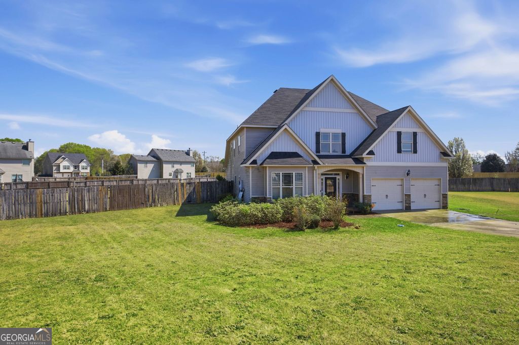 13 Old Glory Way, Fort Mitchell, AL 36856