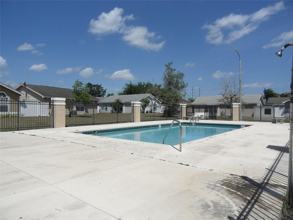 Image 32 of property listing at 276 SAN GABRIEL STREET, Winter Springs, FL 32708