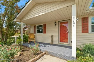 2705 Diana Dr, Sellersburg, IN 47172