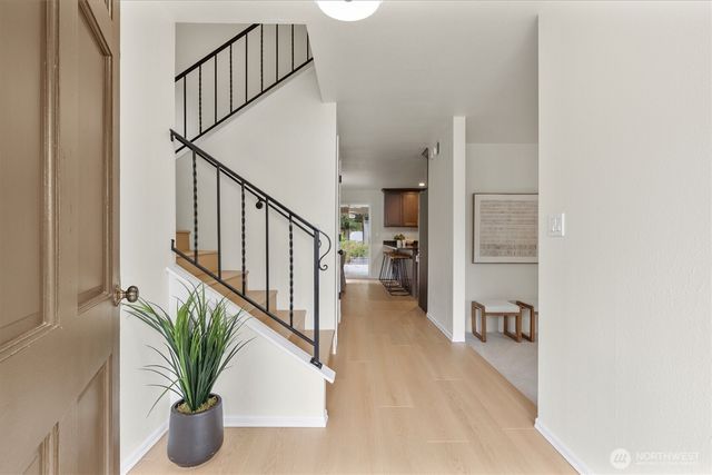 1007 174th Avenue NE, Bellevue, WA 98008