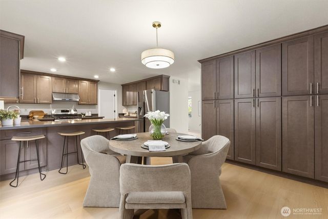 1007 174th Avenue NE, Bellevue, WA 98008