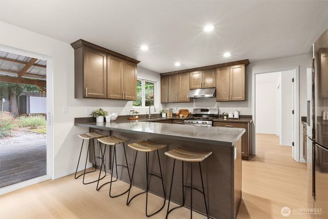 1007 174th Avenue NE, Bellevue, WA 98008