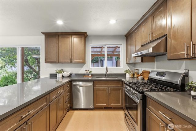 1007 174th Avenue NE, Bellevue, WA 98008