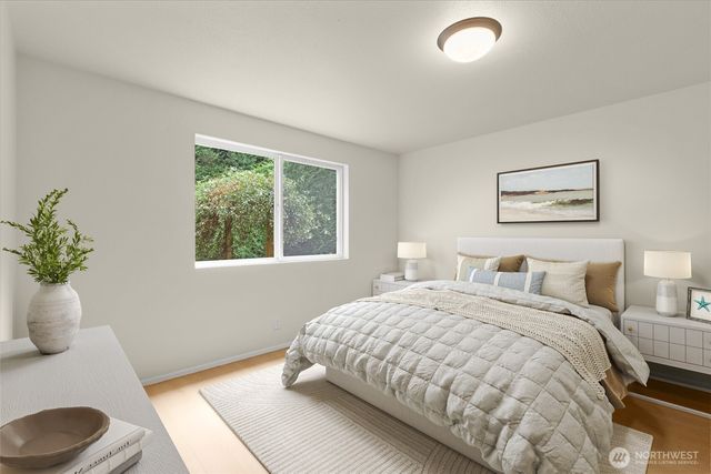 1007 174th Avenue NE, Bellevue, WA 98008