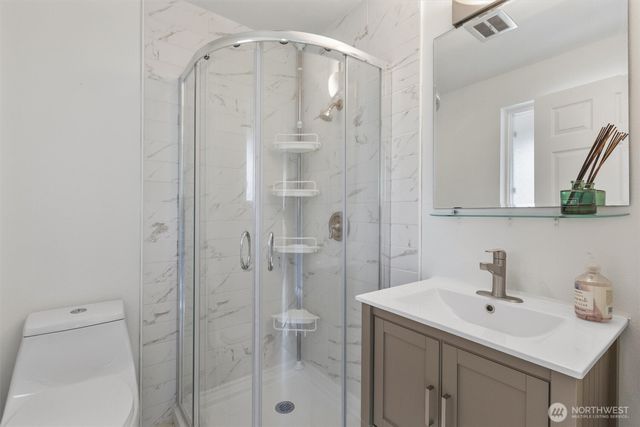 1007 174th Avenue NE, Bellevue, WA 98008