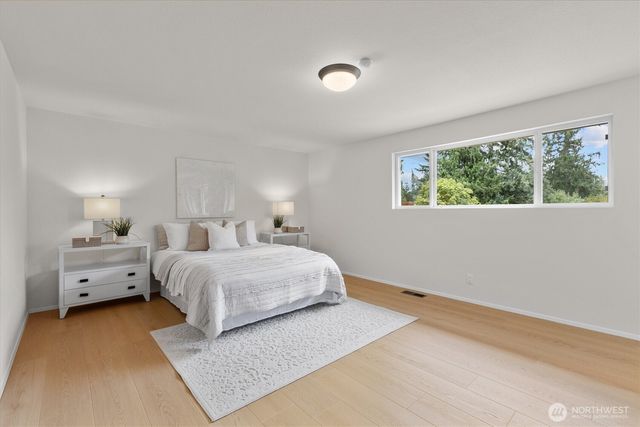 1007 174th Avenue NE, Bellevue, WA 98008