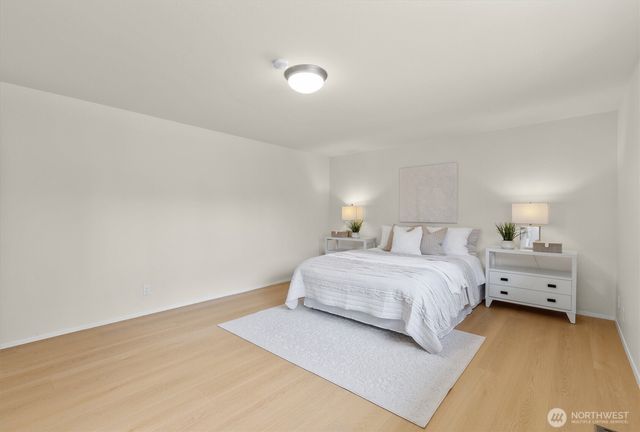 1007 174th Avenue NE, Bellevue, WA 98008