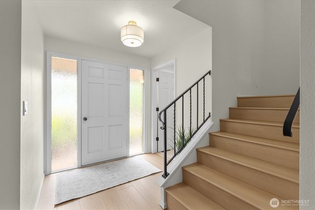 1007 174th Avenue NE, Bellevue, WA 98008