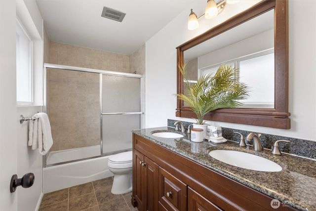 1007 174th Avenue NE, Bellevue, WA 98008