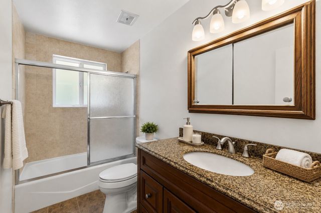 1007 174th Avenue NE, Bellevue, WA 98008