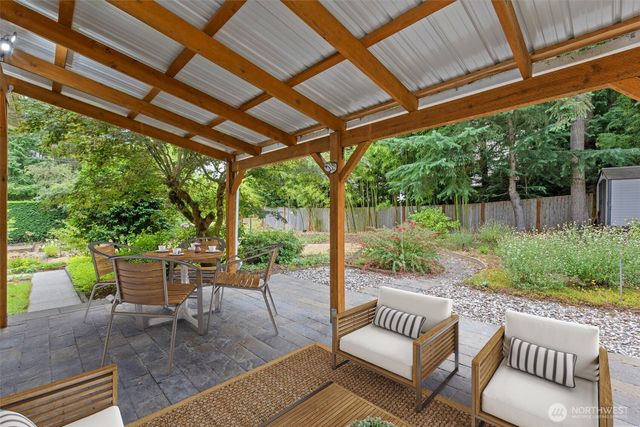 1007 174th Avenue NE, Bellevue, WA 98008