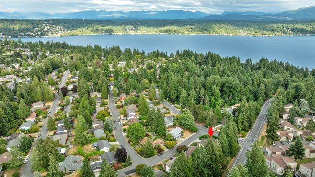 1007 174th Avenue NE, Bellevue, WA 98008