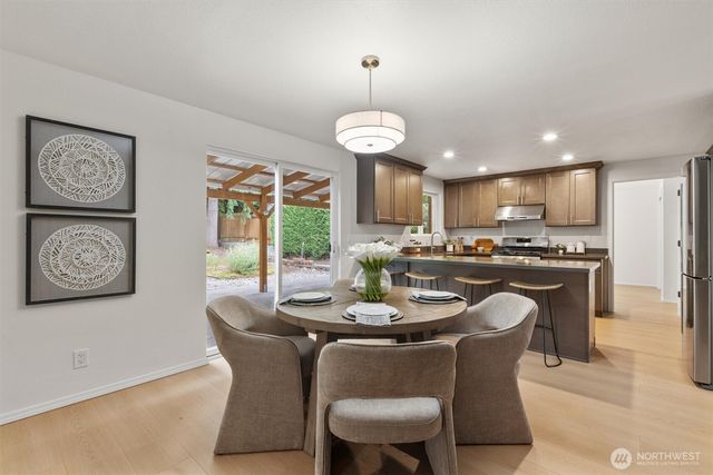 1007 174th Avenue NE, Bellevue, WA 98008
