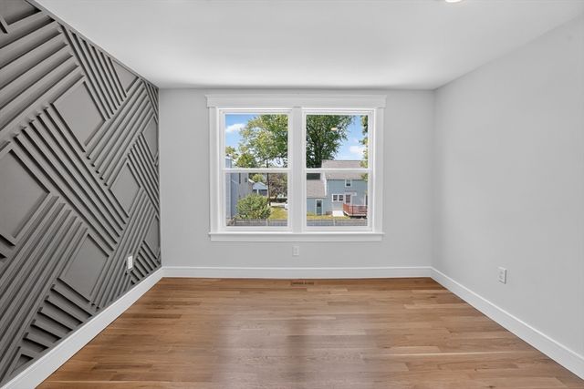 3 Crane St, Danvers, MA 01923