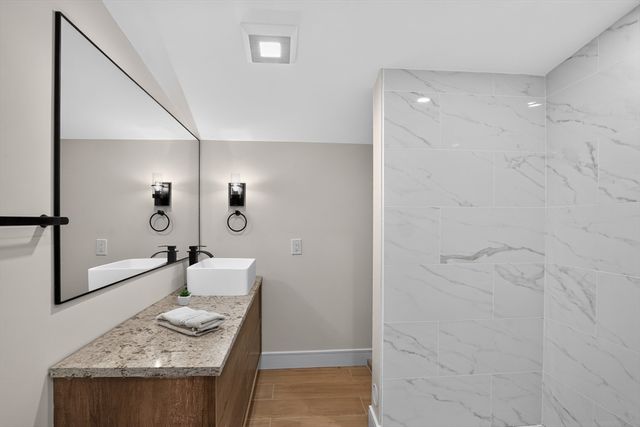 3 Crane St, Danvers, MA 01923