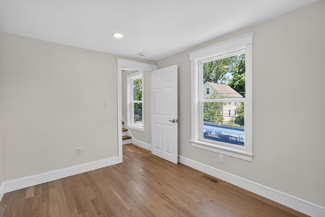 3 Crane St, Danvers, MA 01923