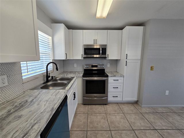 5422 AMY LANE, New Port Richey, FL 34652