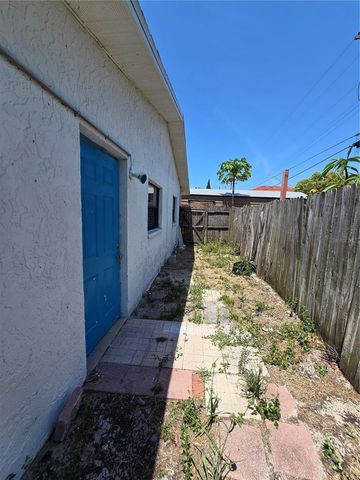 5422 AMY LANE, New Port Richey, FL 34652