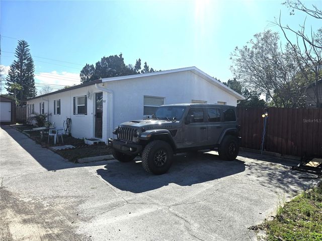 5422 AMY LANE, New Port Richey, FL 34652