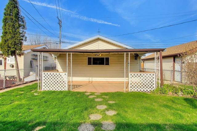 5854 S Mason Avenue, Chicago, IL 60638