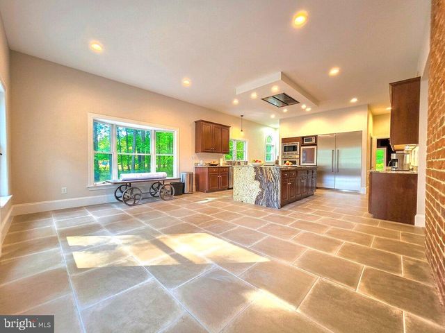 11429 ASSATEAGUE RD, Berlin, MD 21811