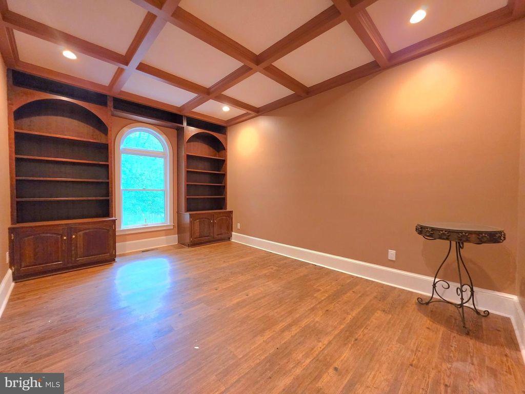 Image 124 of property listing at 11429 ASSATEAGUE RD, Berlin, MD 21811
