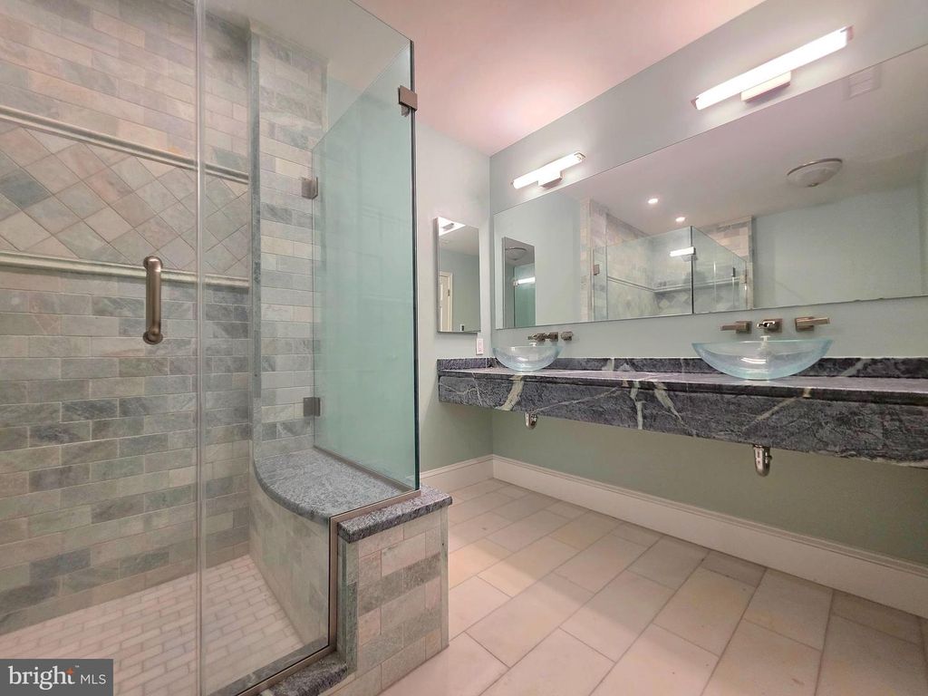 Image 130 of property listing at 11429 ASSATEAGUE RD, Berlin, MD 21811