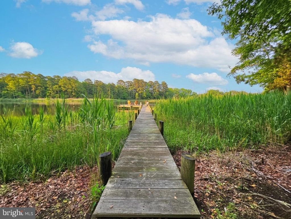 Image 2 of property listing at 11429 ASSATEAGUE RD, Berlin, MD 21811
