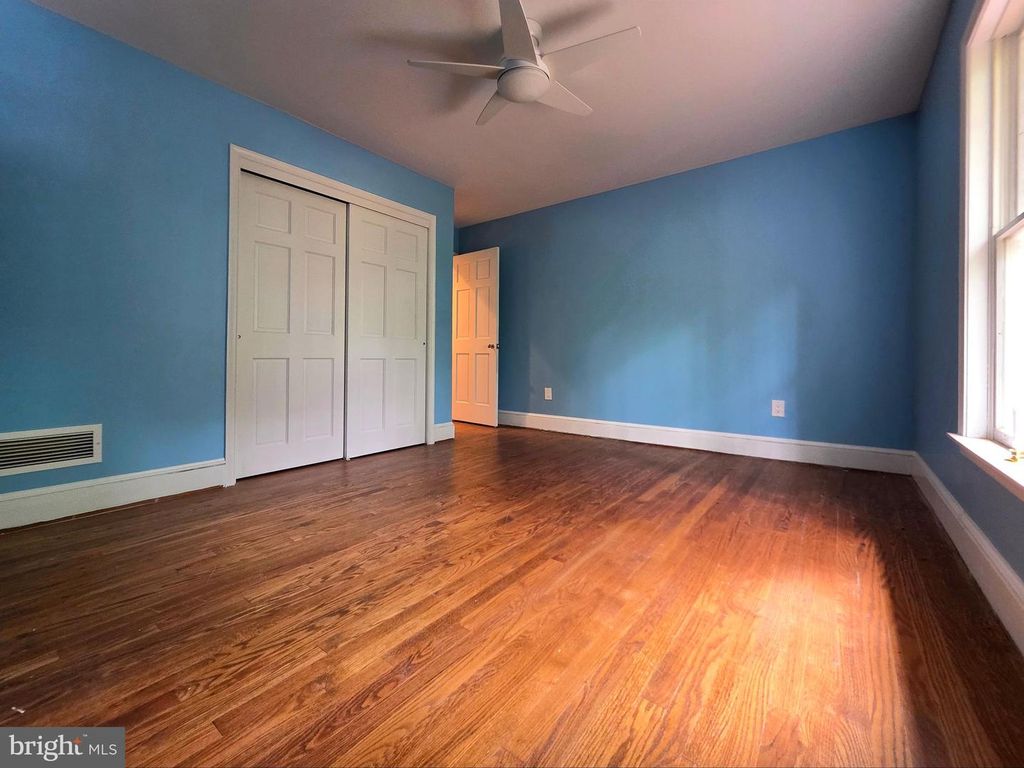 Image 41 of property listing at 11429 ASSATEAGUE RD, Berlin, MD 21811