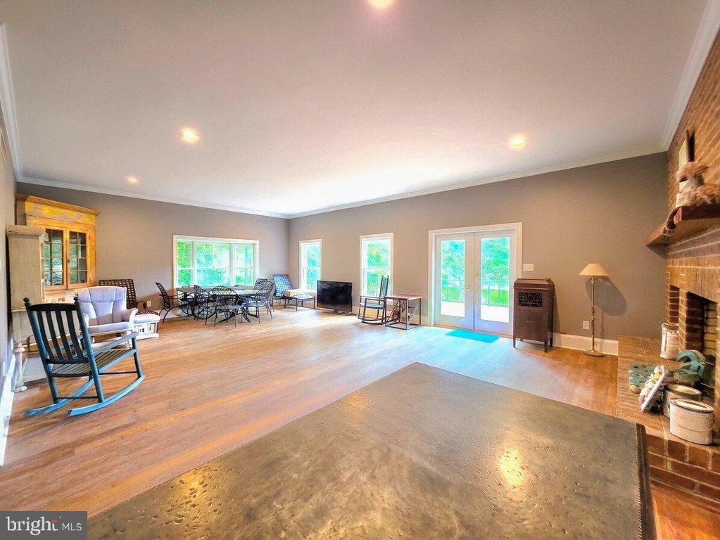 Image 44 of property listing at 11429 ASSATEAGUE RD, Berlin, MD 21811