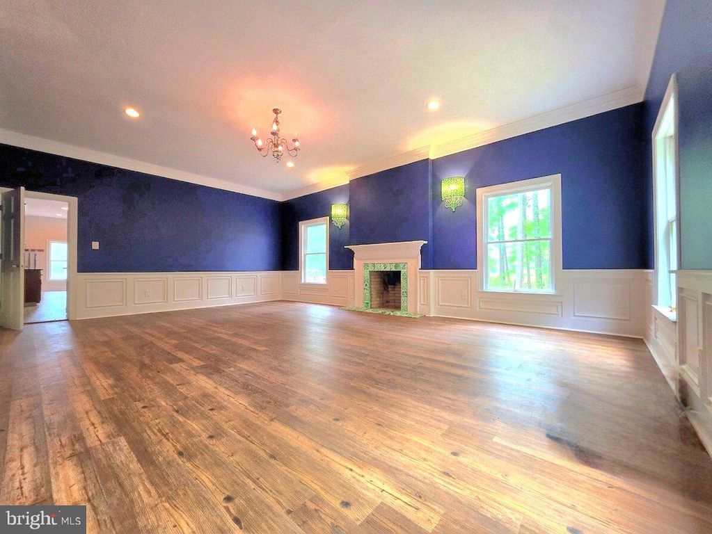 Image 53 of property listing at 11429 ASSATEAGUE RD, Berlin, MD 21811