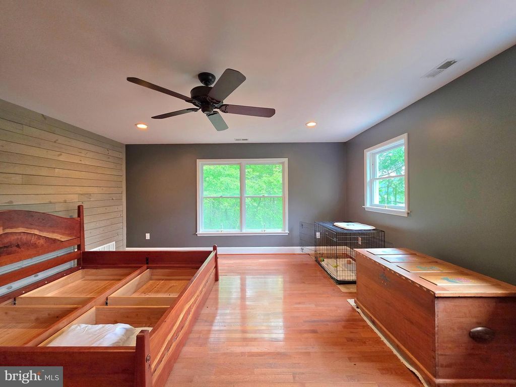 Image 61 of property listing at 11429 ASSATEAGUE RD, Berlin, MD 21811