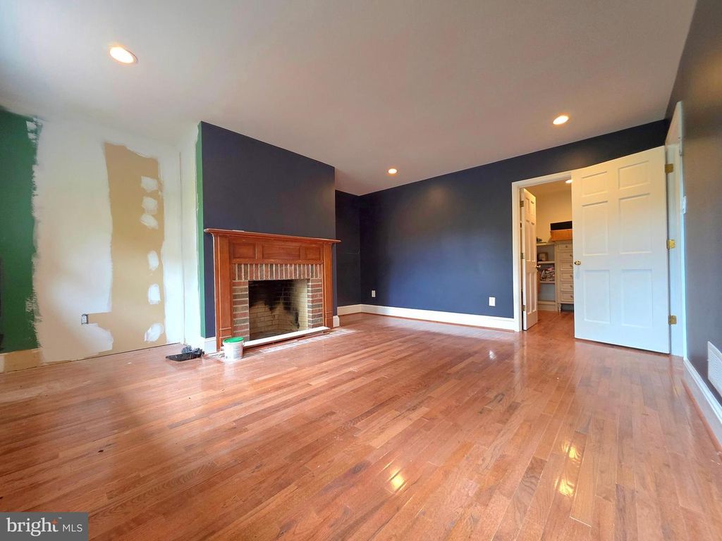 Image 99 of property listing at 11429 ASSATEAGUE RD, Berlin, MD 21811