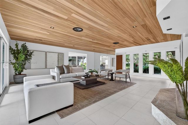 13060 Lerida St, Coral Gables, FL 33156