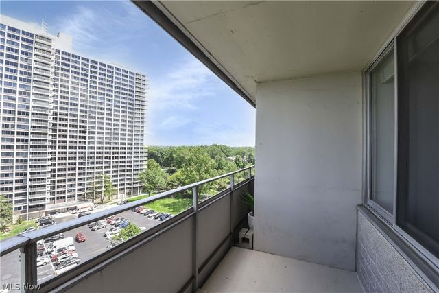 12900 Lake Avenue 1103, Lakewood, OH 44107