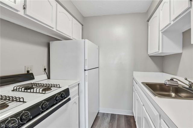 12900 Lake Avenue 1103, Lakewood, OH 44107
