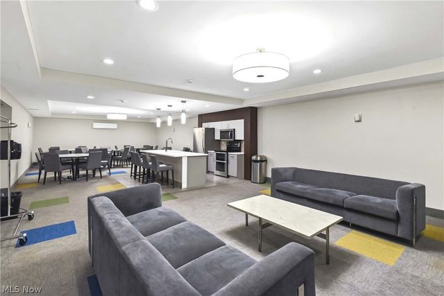 12900 Lake Avenue 1103, Lakewood, OH 44107