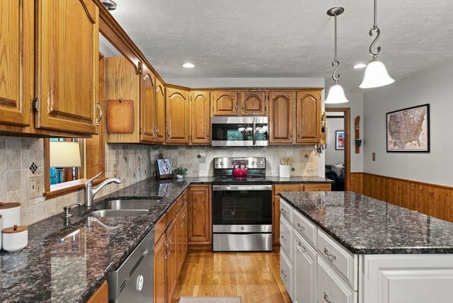 10 Danielle Drive, Grafton, MA 01519