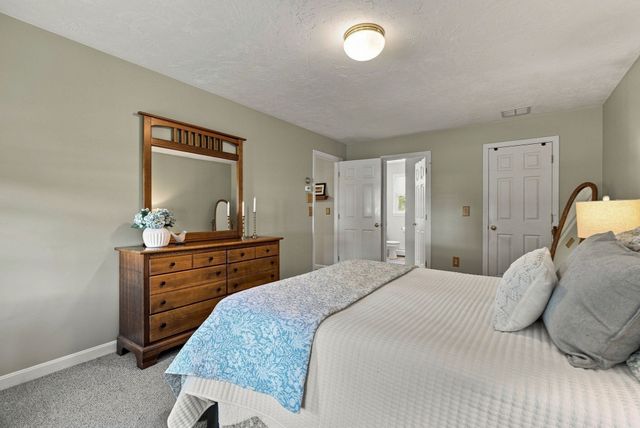 10 Danielle Drive, Grafton, MA 01519