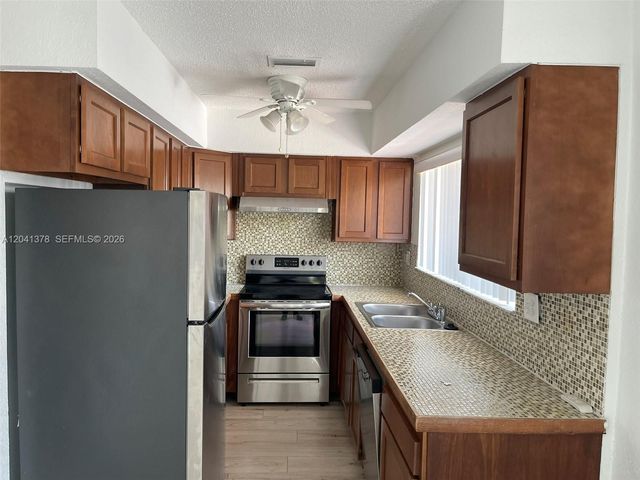 2580 Coral Springs Drive 2580, Coral Springs, FL 33065
