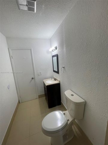 2580 Coral Springs Drive 2580, Coral Springs, FL 33065