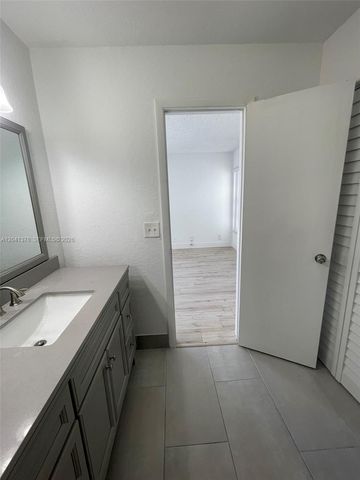 2580 Coral Springs Drive 2580, Coral Springs, FL 33065