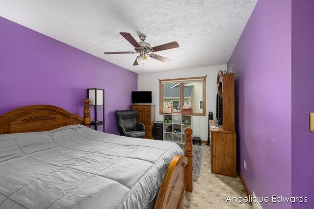 1563 Amberly Drive Se, City Of Grand Rapids, MI 49508