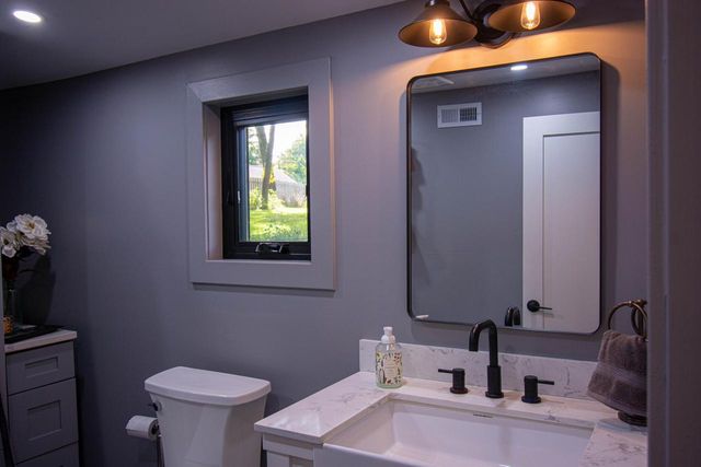 W3673 Oakrest AVENUE, Lake Geneva, WI 53147