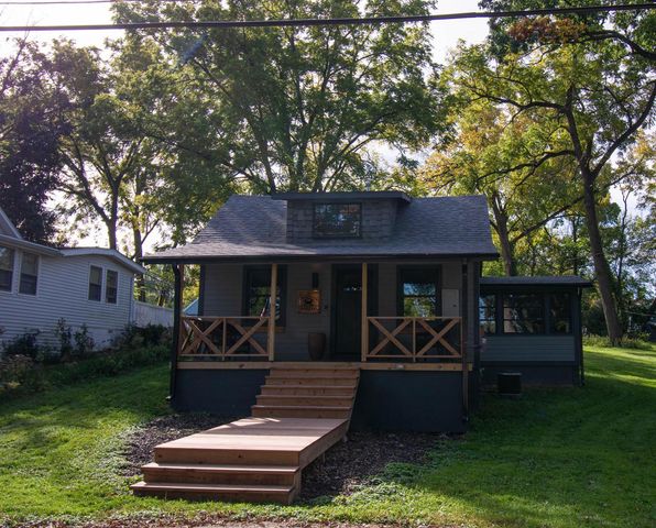 W3673 Oakrest AVENUE, Lake Geneva, WI 53147