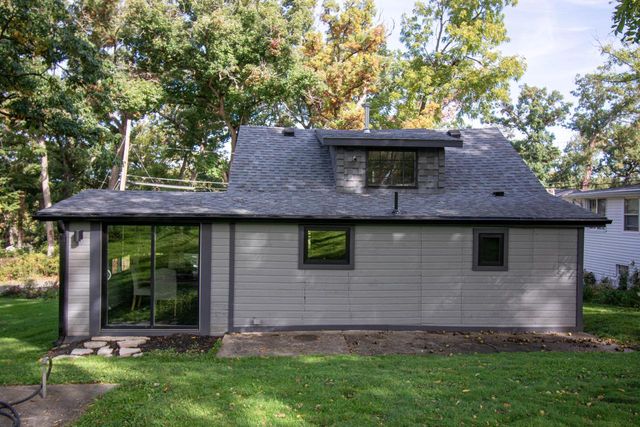 W3673 Oakrest AVENUE, Lake Geneva, WI 53147