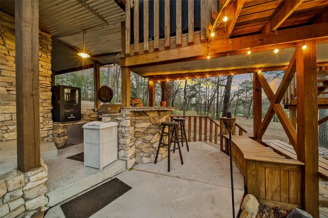 20 Hillsborough Drive, Huntsville, TX 77340