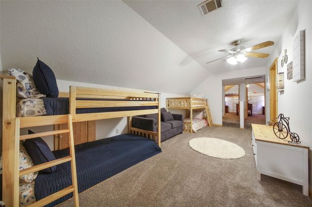 20 Hillsborough Drive, Huntsville, TX 77340