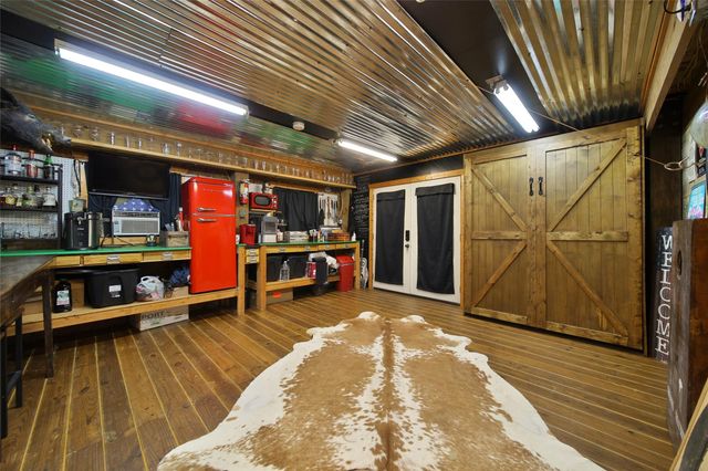 20 Hillsborough Drive, Huntsville, TX 77340